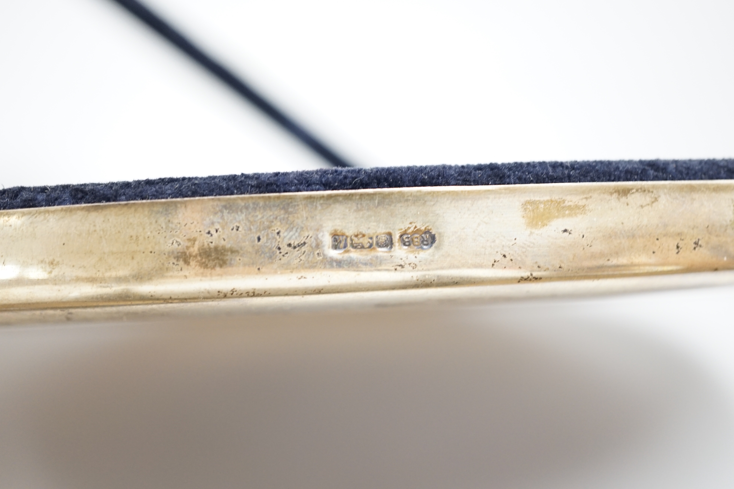 A modern silver mounted oval photograph frame, maker R.B.B. Sheffield, 1986, 29.6cm.